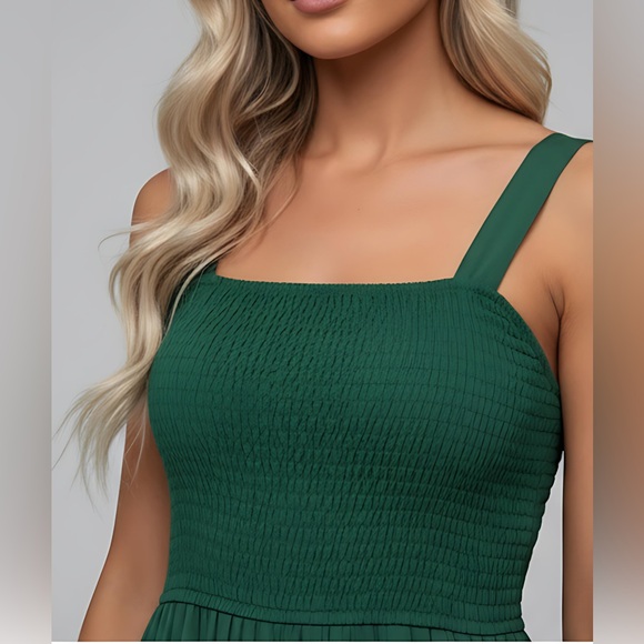 Boho Shirred Ruffle Hem Dress Emerald Green - Picture 2 of 9